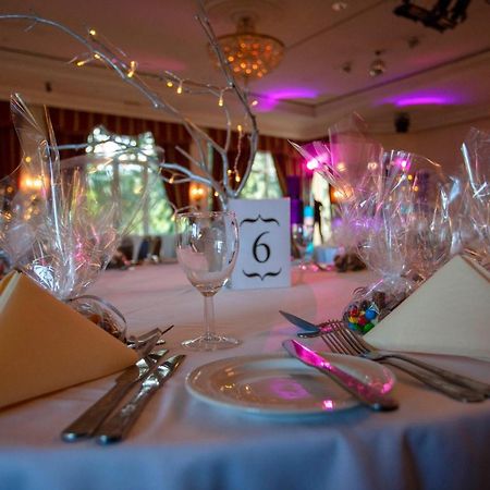 Mundford Lynford Hall Hotel מראה חיצוני תמונה