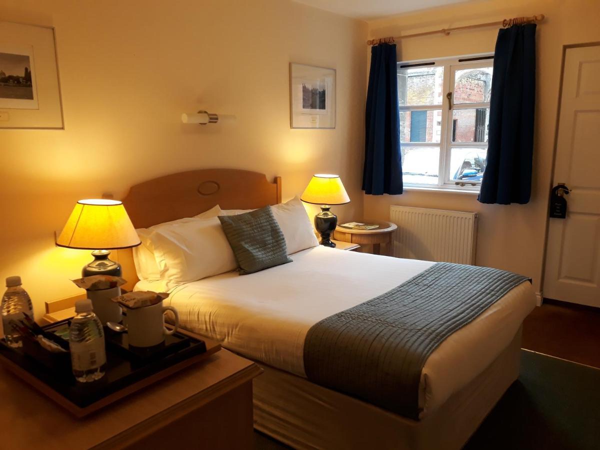 Mundford Lynford Hall Hotel מראה חיצוני תמונה