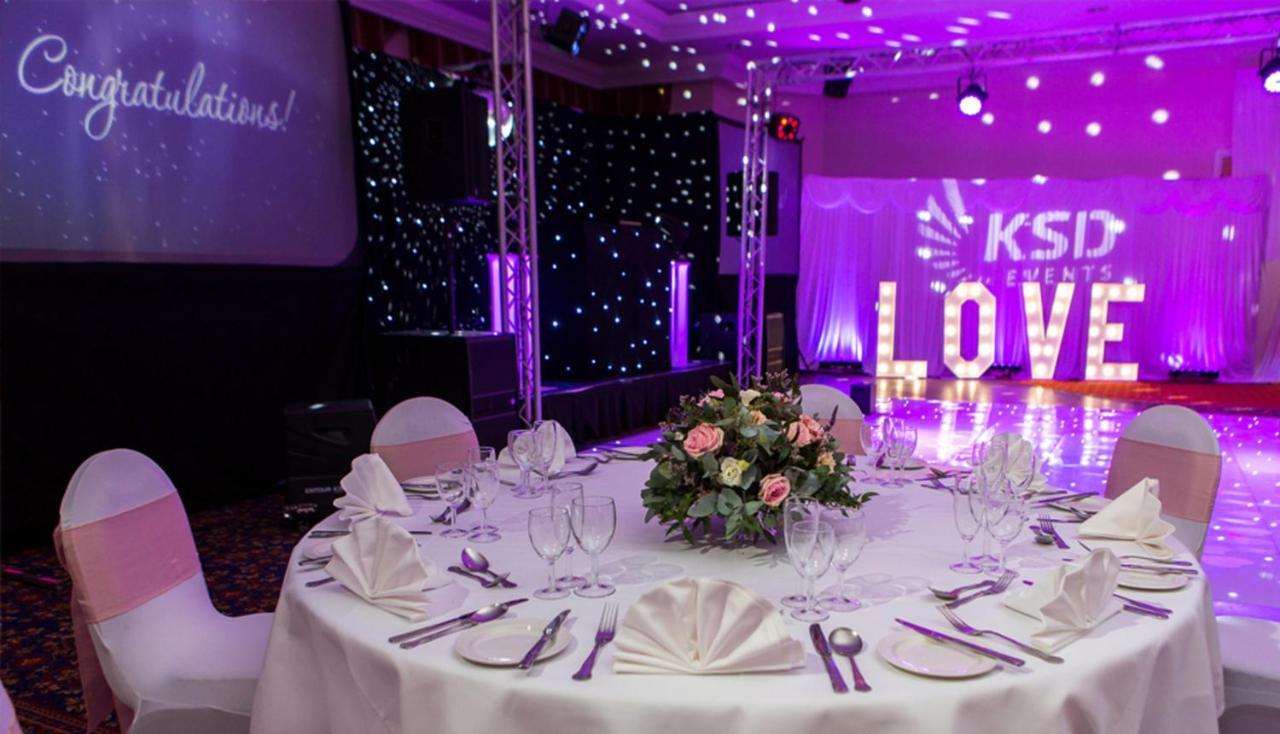 Mundford Lynford Hall Hotel מראה חיצוני תמונה