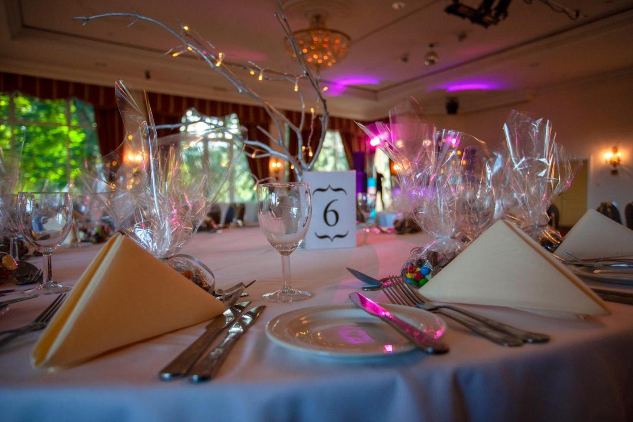 Mundford Lynford Hall Hotel מראה חיצוני תמונה