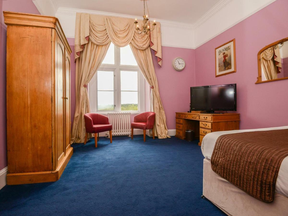 Mundford Lynford Hall Hotel מראה חיצוני תמונה